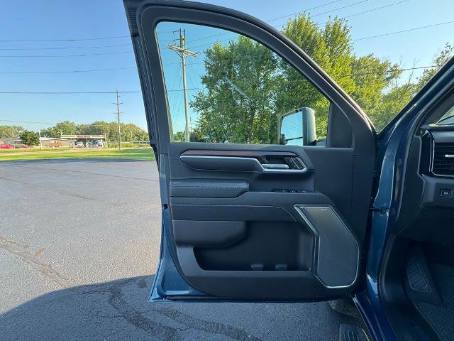 New 2025 GMC Sierra 2500 Denali w/ Denali Reserve Package image 13