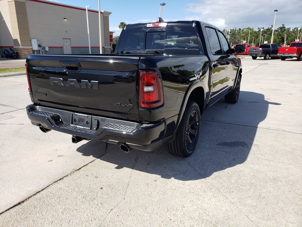 New 2026 RAM 1500 4x4 Crew Cab image 6
