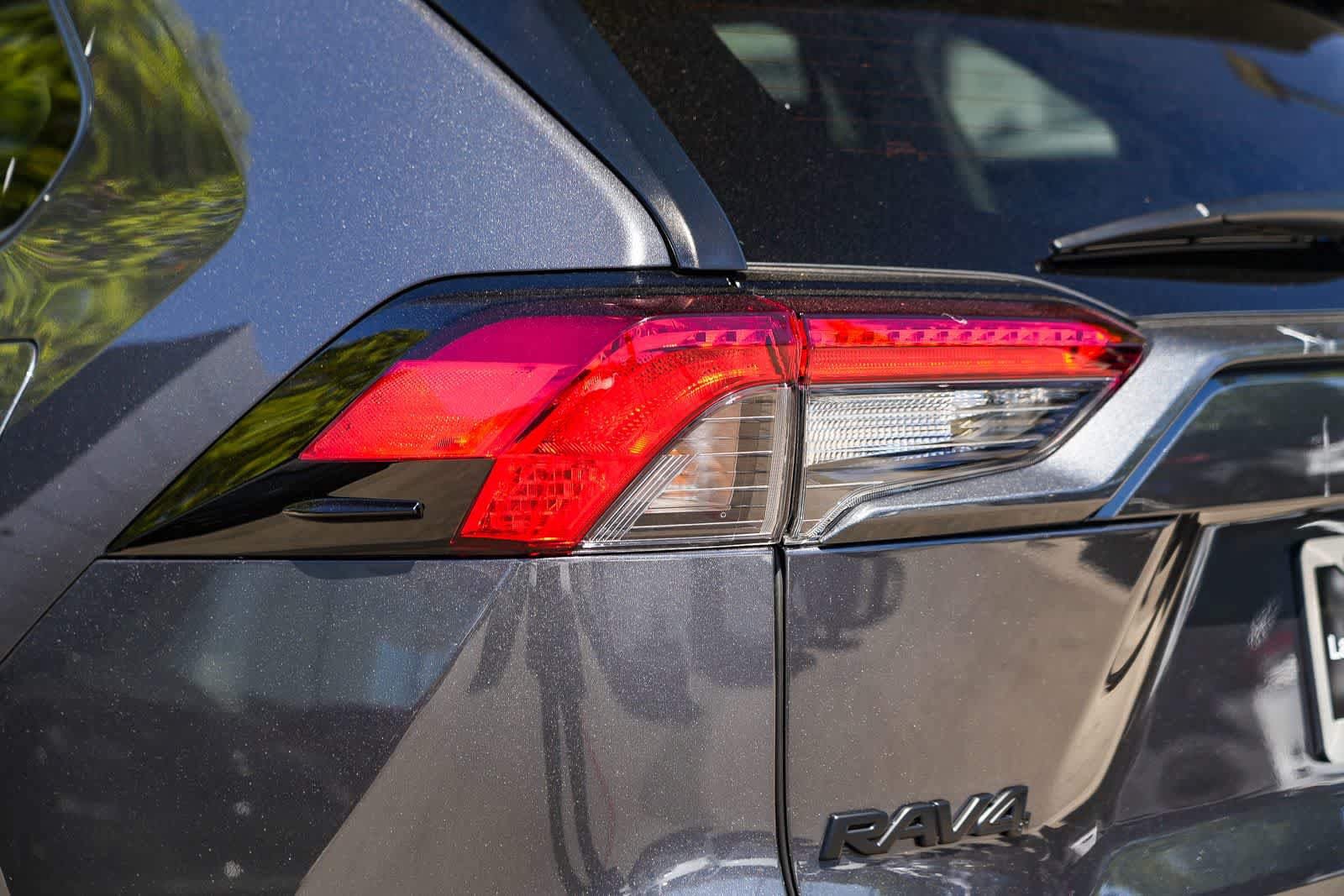 Used 2025 Toyota RAV4 XLE Premium FWD image 6