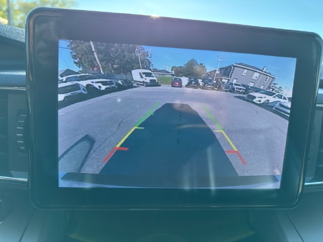 Used 2021 Ford Explorer XLT w/ Equipment Group 202A AWD/4WD image 23