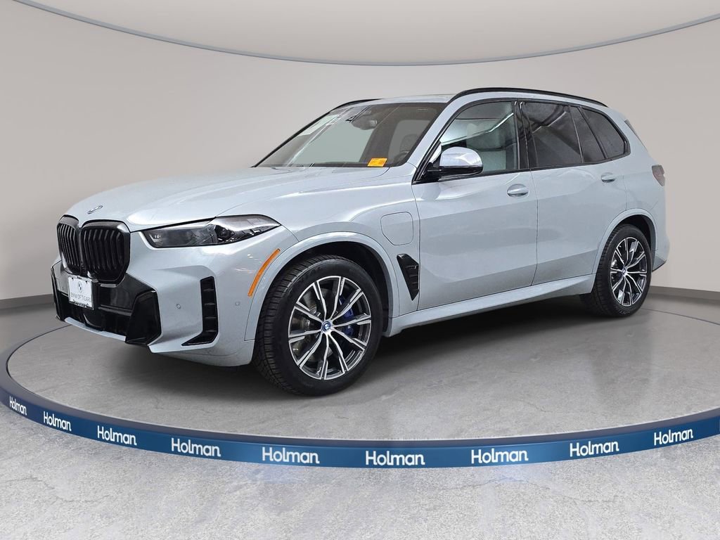 Used 2024 BMW X5 xDrive50e w/ M Sport Package image 1
