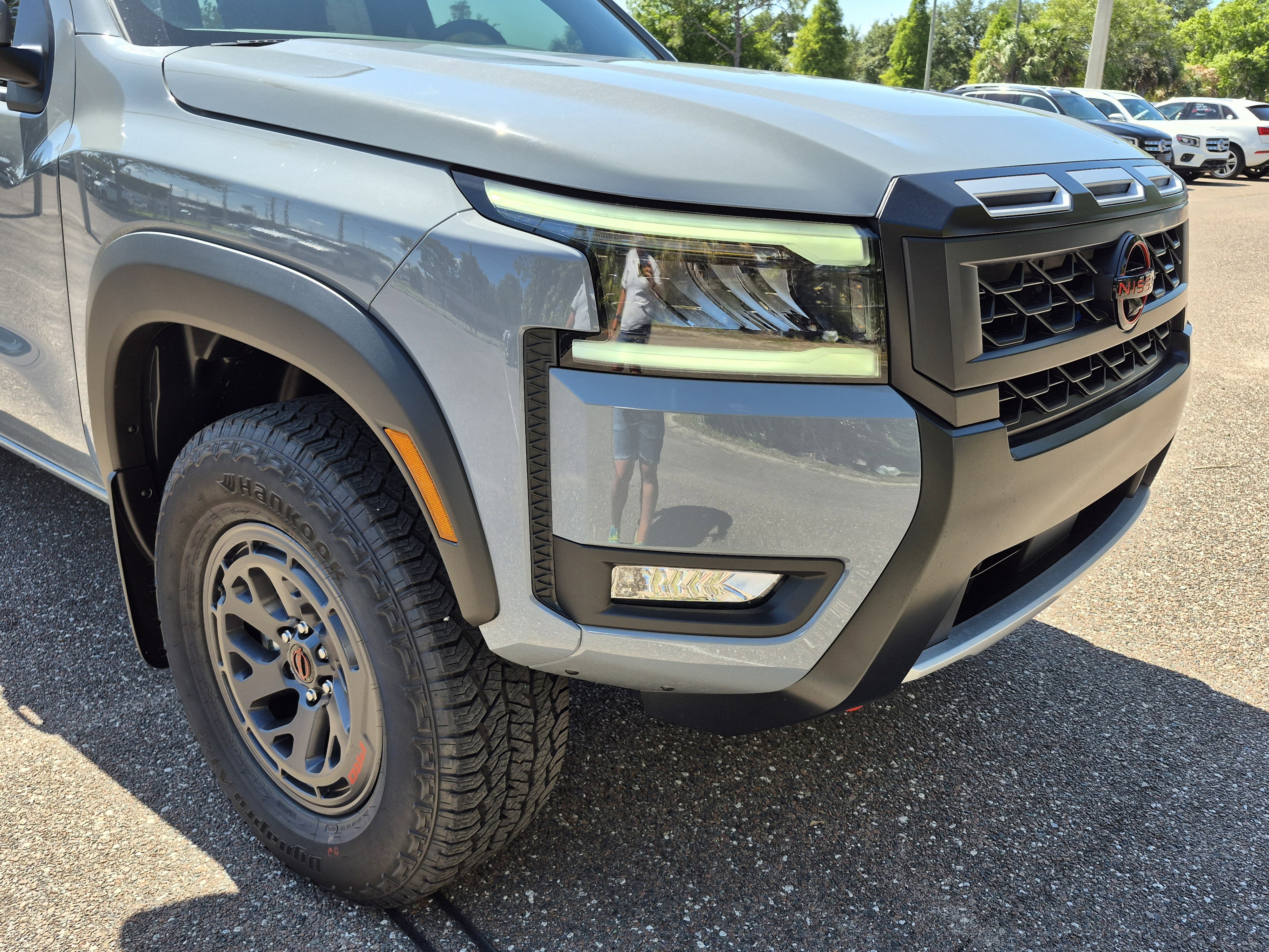 New 2026 Nissan Frontier PRO-4X w/ Pro-4x Convenience Package AWD/4WD image 15
