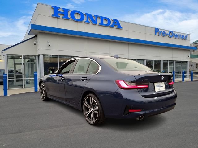 Used 2021 BMW 330i xDrive Sedan w/ Premium Package AWD/4WD image 6