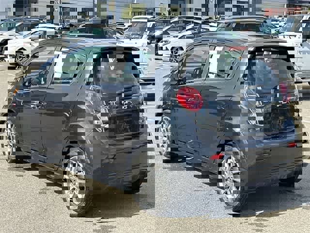 Used 2015 Chevrolet Spark LT image 27