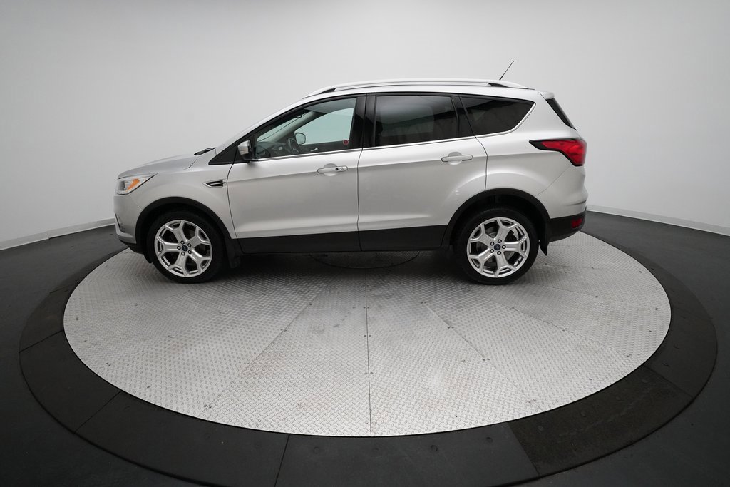 Used 2019 Ford Escape Titanium image 25