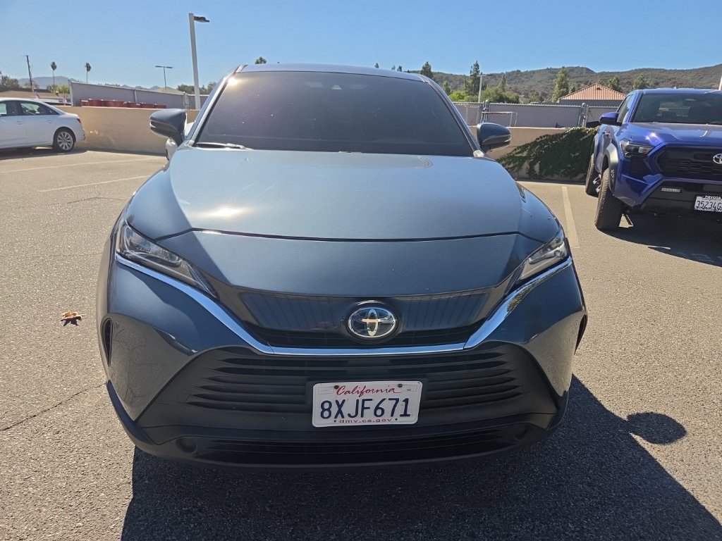 Used 2021 Toyota Venza LE w/ Carpet Mat Package (TMS) AWD/4WD image 8