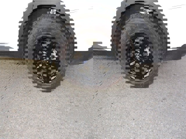 New 2025 Kia Sorento LX image 9