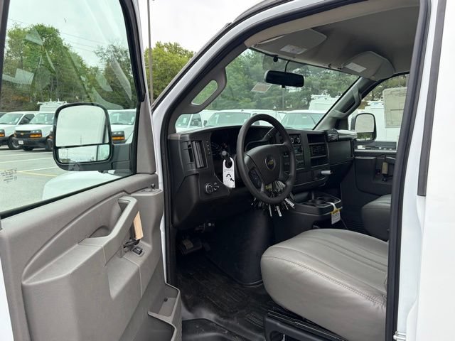 New 2026 Chevrolet Express 2500 w/ Driver Convenience Package RWD image 16