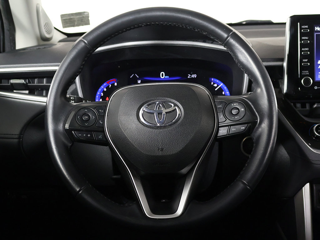 Used 2022 Toyota Corolla Cross XLE w/ Convenience Package AWD/4WD image 35