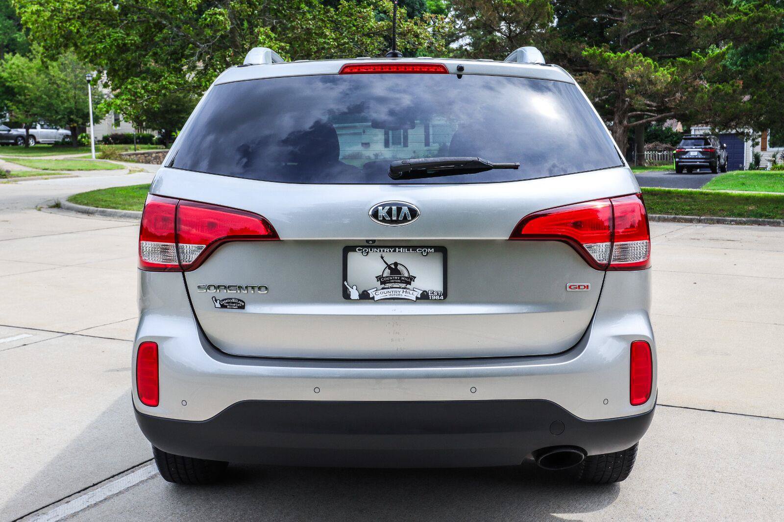 Used 2015 Kia Sorento LX FWD image 14