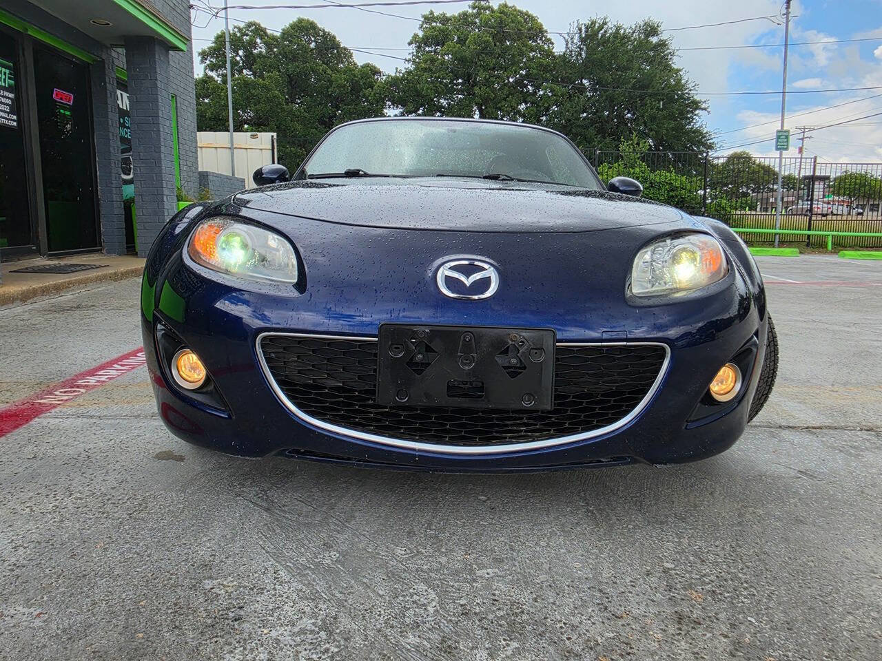 Used 2011 MAZDA MX-5 Miata Grand Touring w/ Premium Pkg RWD image 52