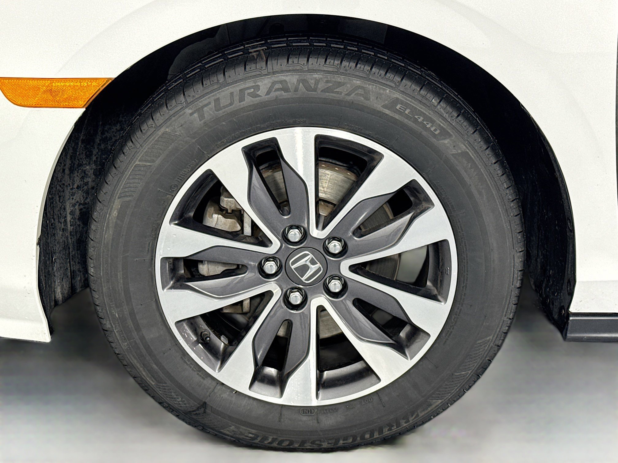 Certified 2023 Honda Odyssey EX-L image 32