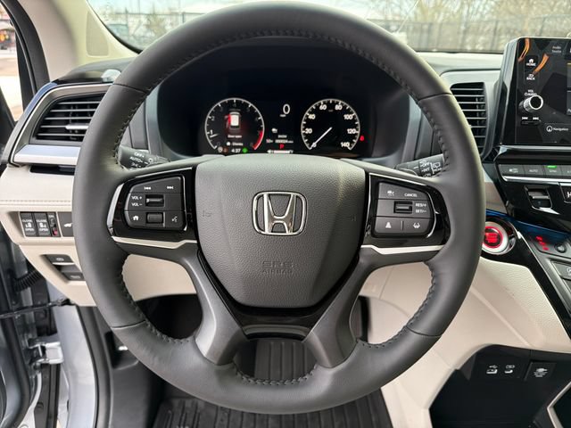 New 2026 Honda Odyssey Touring image 14