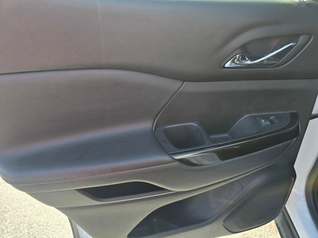 Used 2023 GMC Acadia AT4 w/ Preferred Package image 15