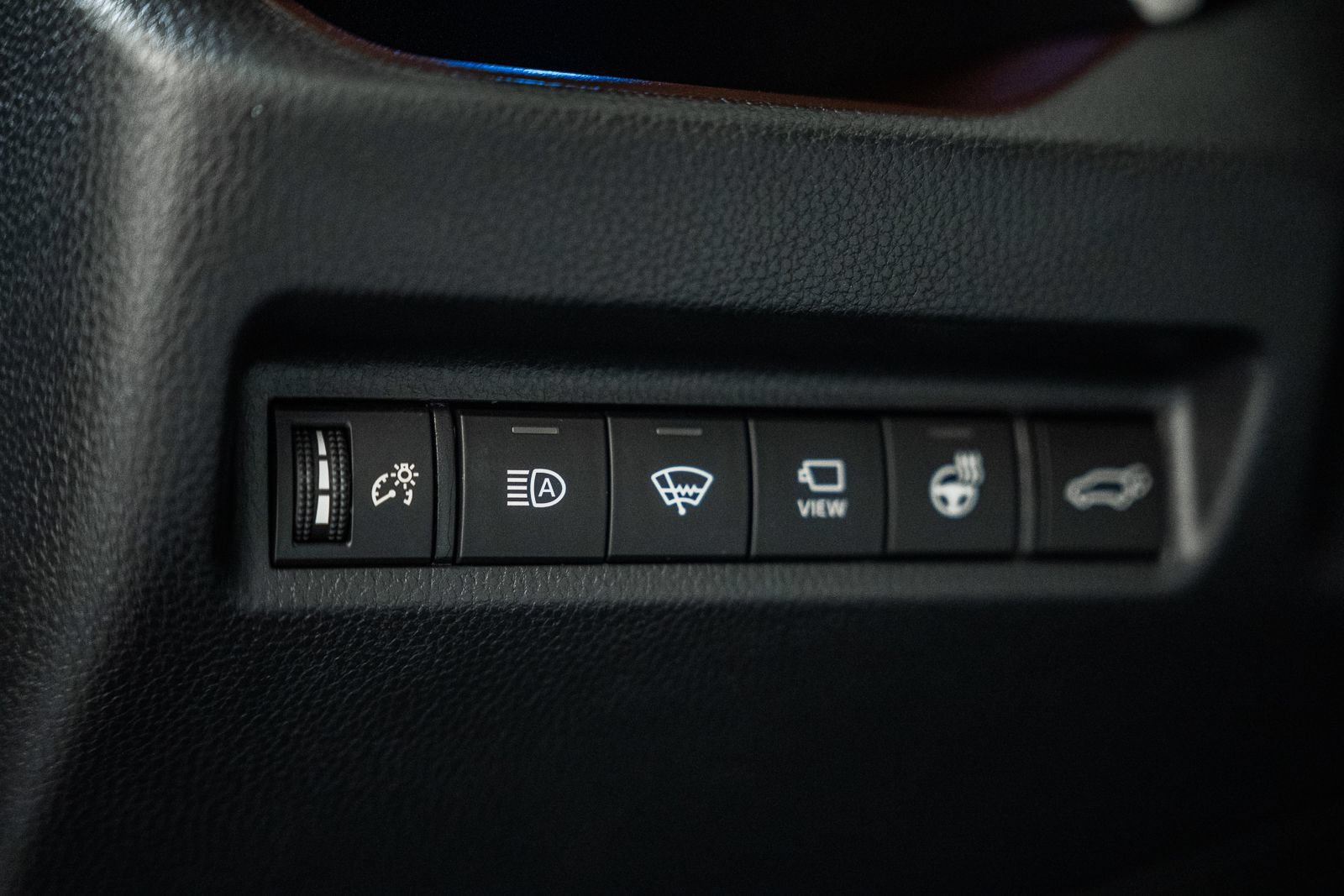 Used 2020 Toyota RAV4 Limited AWD/4WD image 44