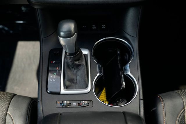 Used 2017 Toyota Highlander Limited image 41