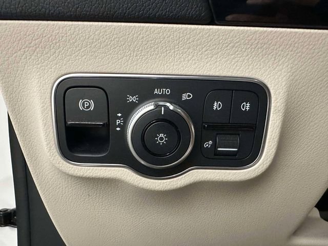 Certified 2022 Mercedes-Benz GLA 250 4MATIC image 22