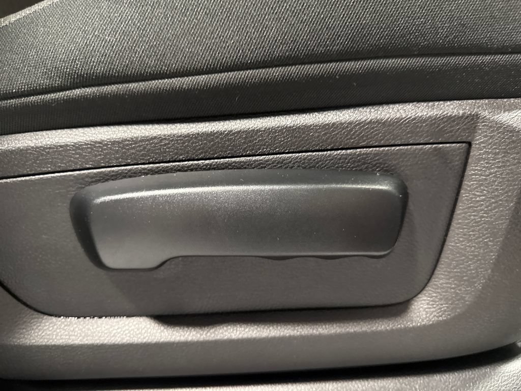 Used 2022 RAM 1500 Warlock w/ Electronics Group AWD/4WD image 31