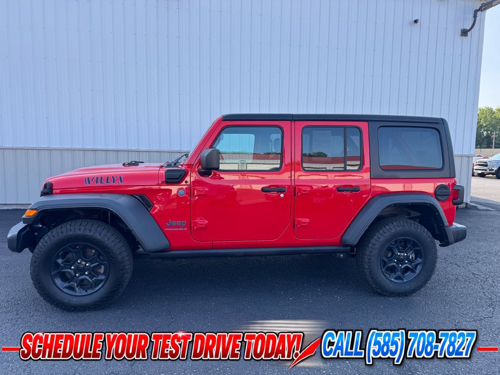 Used 2023 Jeep Wrangler Unlimited w/ Cold Weather Group AWD/4WD image 4