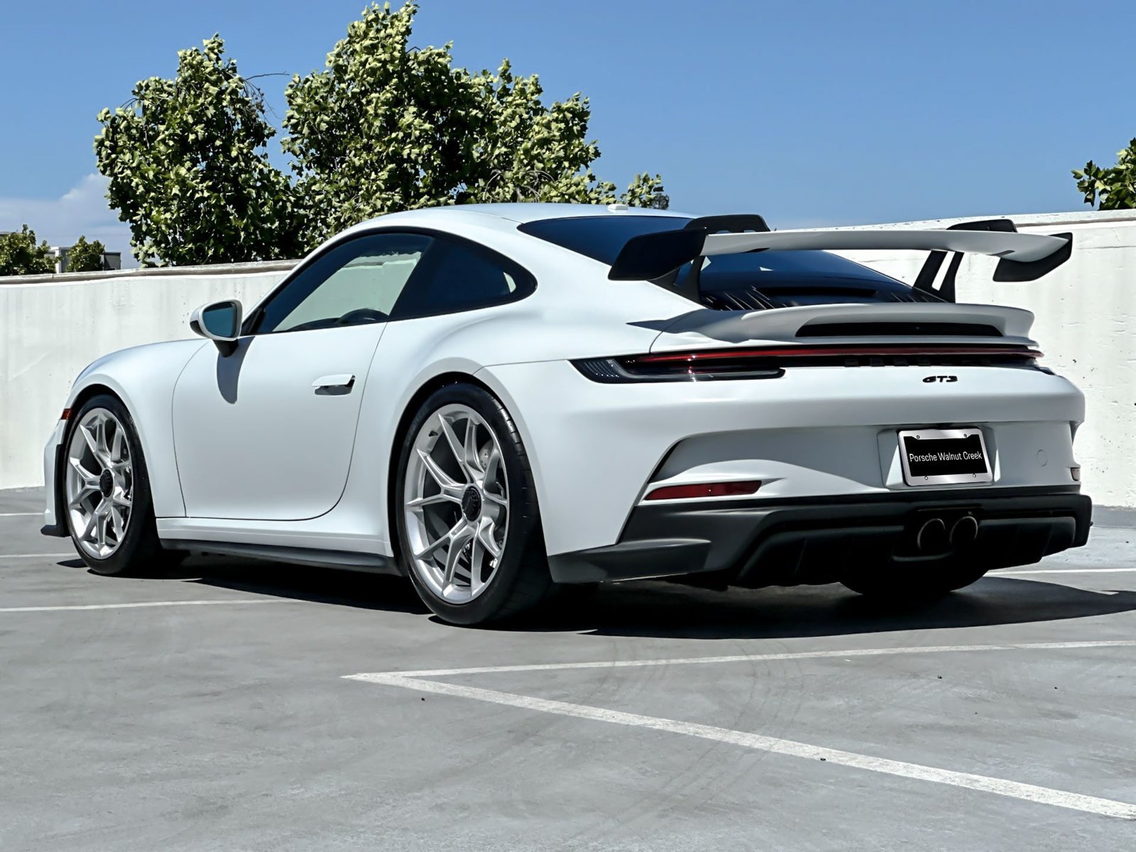 Certified 2022 Porsche 911 GT3 RWD image 4
