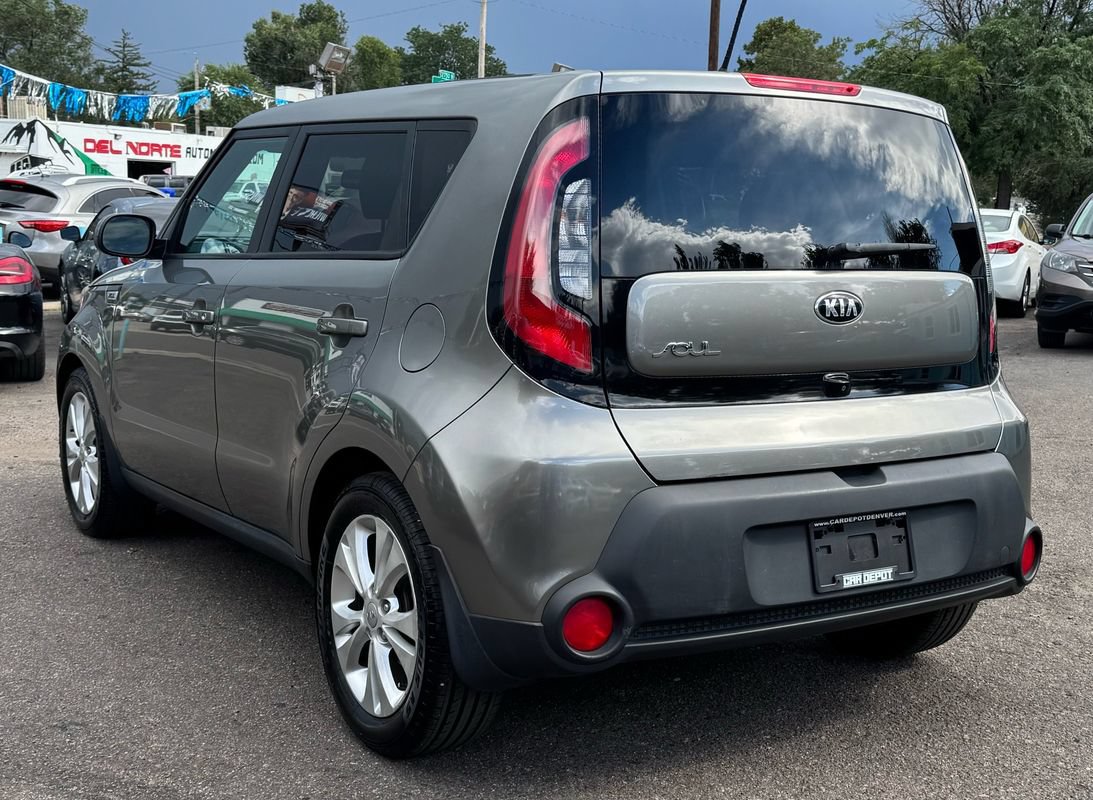 Used 2014 Kia Soul + w/ Audio Package FWD image 5