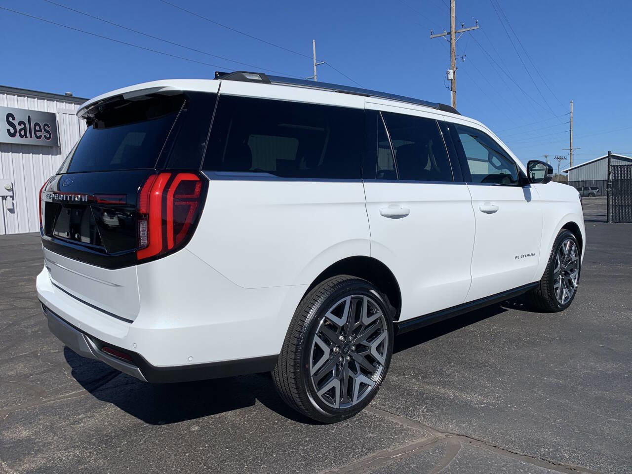 Used 2025 Ford Expedition Platinum w/ Platinum Ultimate Package image 8