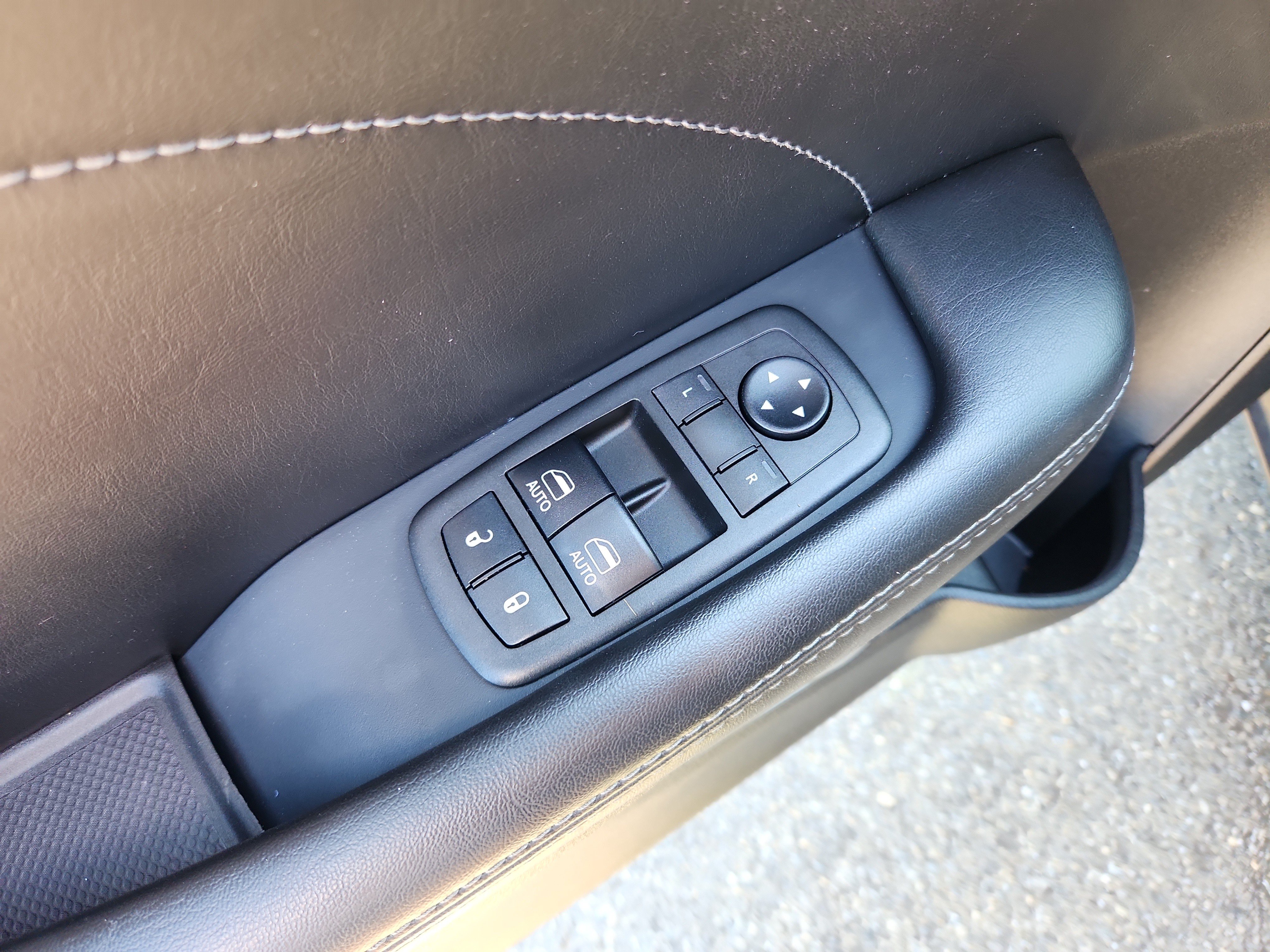 Used 2019 Dodge Challenger R/T Scat Pack w/ Widebody Package RWD image 11