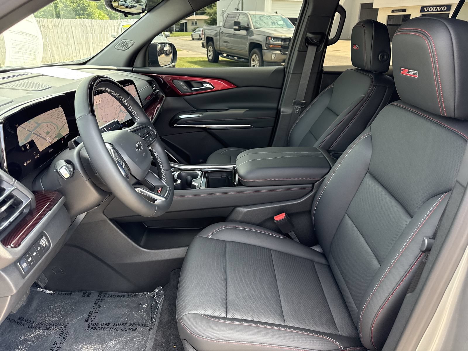 Used 2026 Chevrolet Traverse Z71 w/ Enhanced Driving Package AWD/4WD image 9