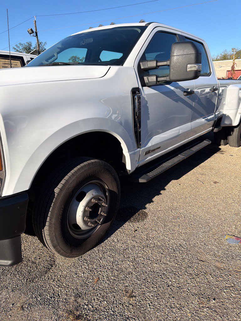 Used 2024 Ford F350 XL w/ FX4 Off-Road Package AWD/4WD image 2