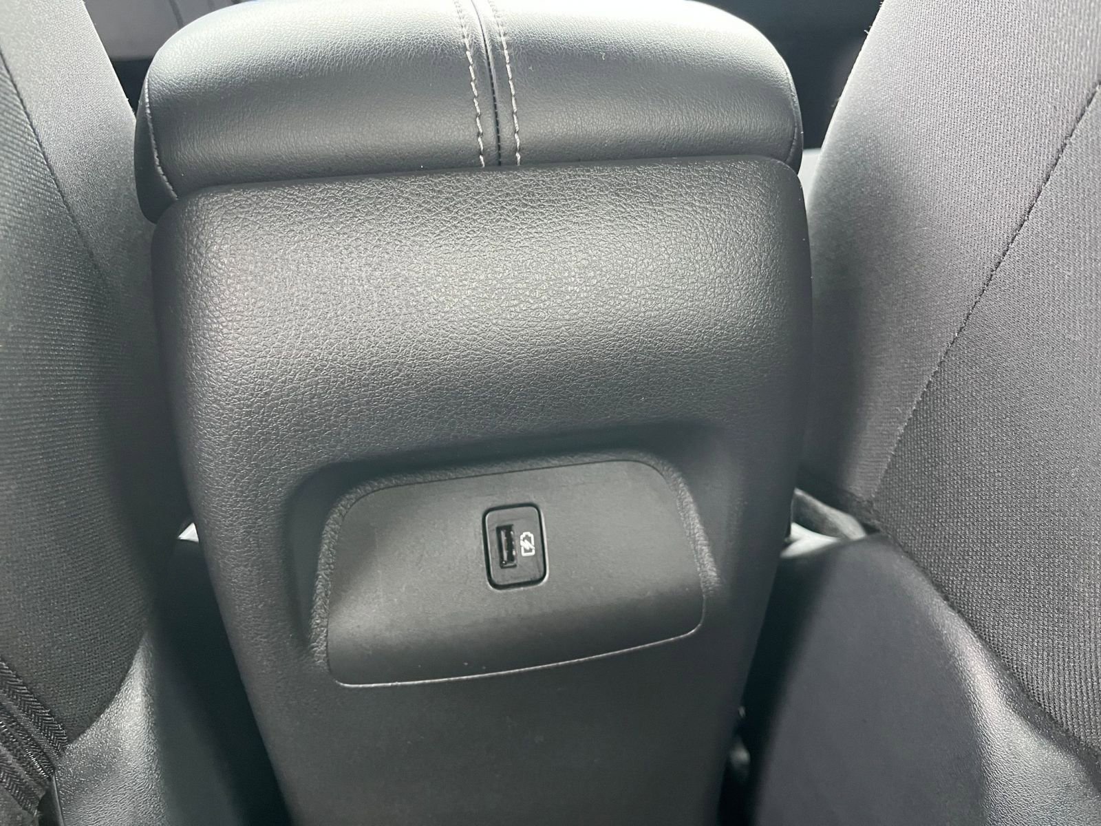 Used 2025 Nissan Sentra SV image 23