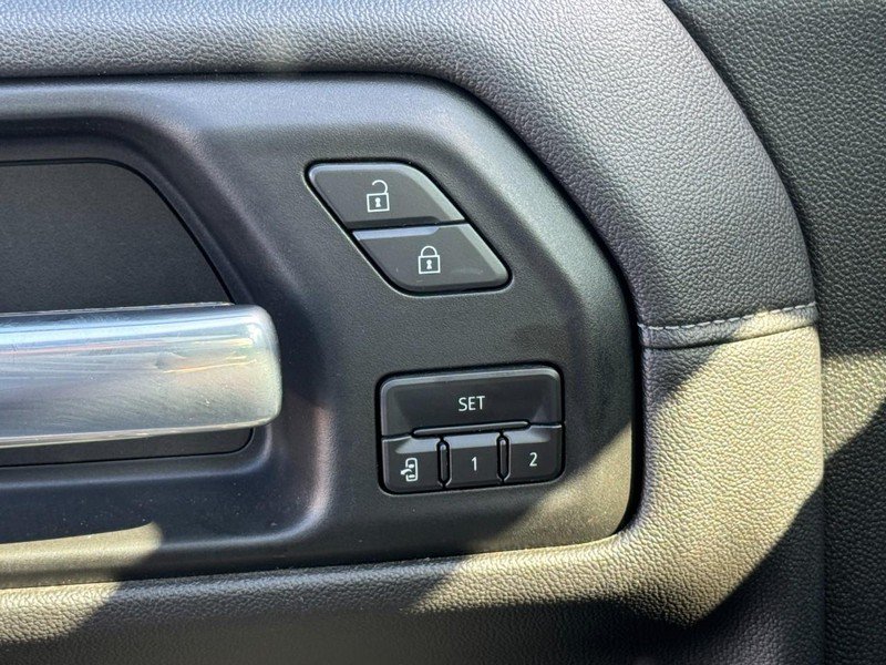 Used 2019 GMC Sierra 1500 Denali w/ Denali Ultimate Package AWD/4WD image 16