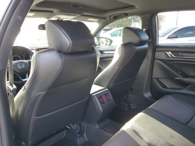Used 2019 Honda Accord Sport image 10