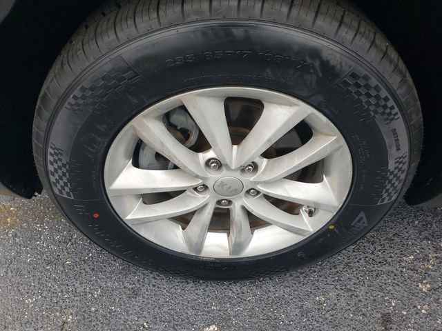Used 2017 Kia Sorento LX image 6