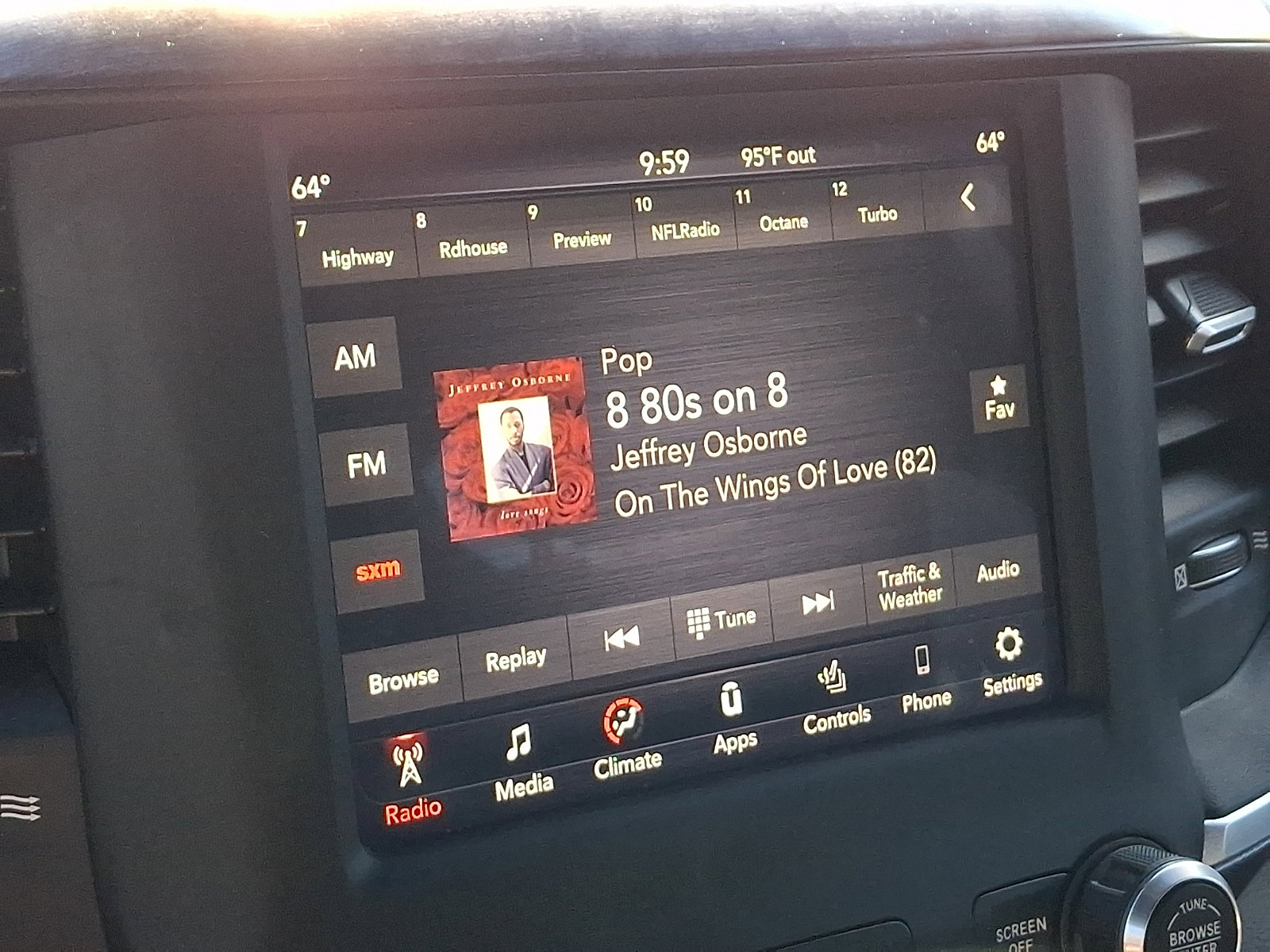 Certified 2019 RAM 1500 Big Horn AWD/4WD image 17