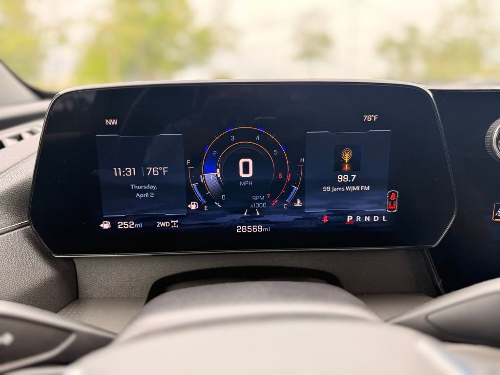 Certified 2025 Chevrolet Traverse LT image 29