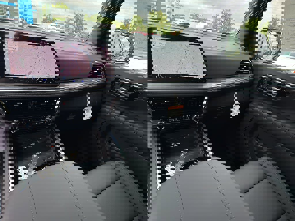 New 2026 Chevrolet Suburban LT w/ Comfort Package image 28