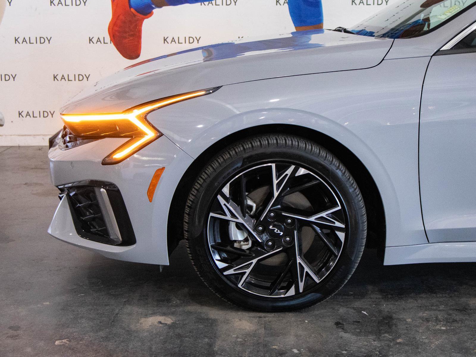 Used 2025 Kia K5 GT-Line w/ GT-Line Premium Package image 17