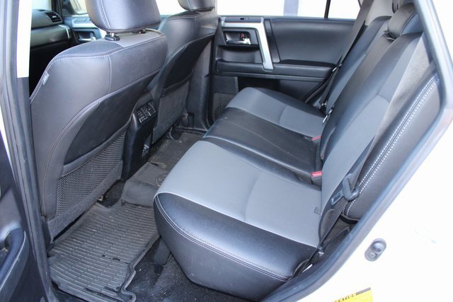 Used 2020 Toyota 4Runner SR5 image 5