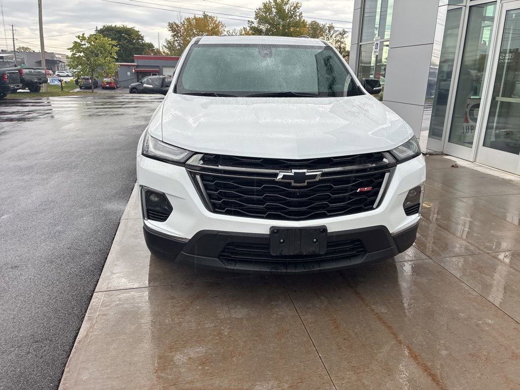 Used 2023 Chevrolet Traverse RS w/ LPO, Floor Liner Package AWD/4WD image 5