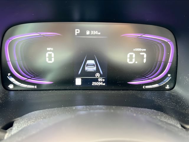 Used 2025 Kia Soul LX FWD image 25