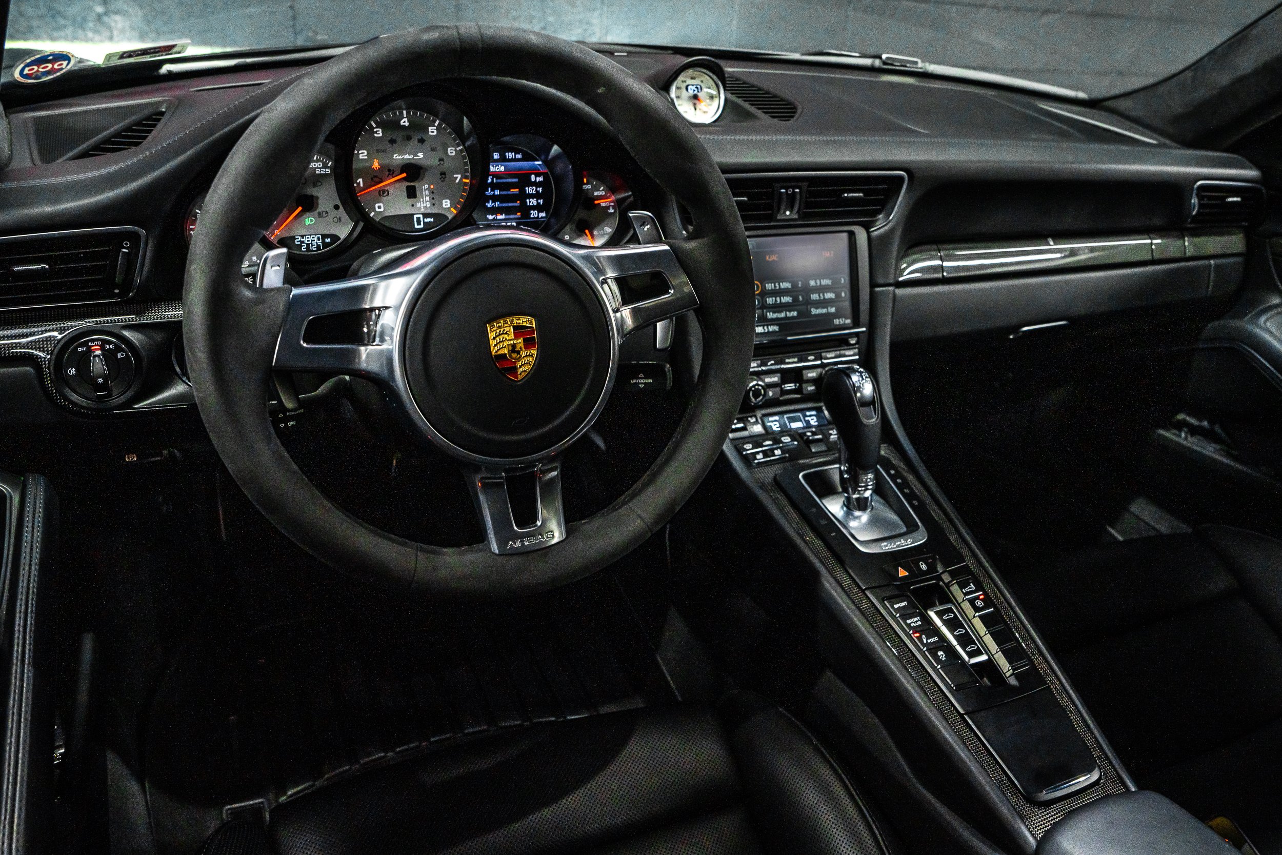 Used 2014 Porsche 911 Turbo S AWD/4WD image 19