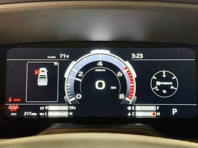 New 2026 Toyota Tundra Limited AWD/4WD image 10