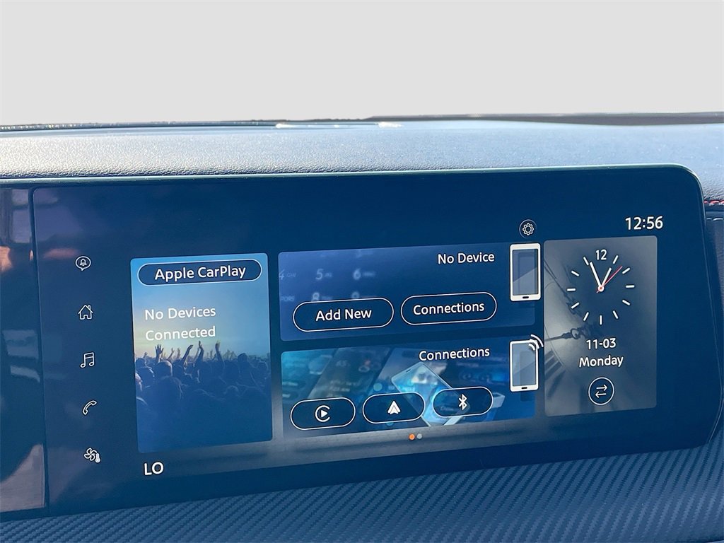 Used 2025 Nissan Kicks SR image 15