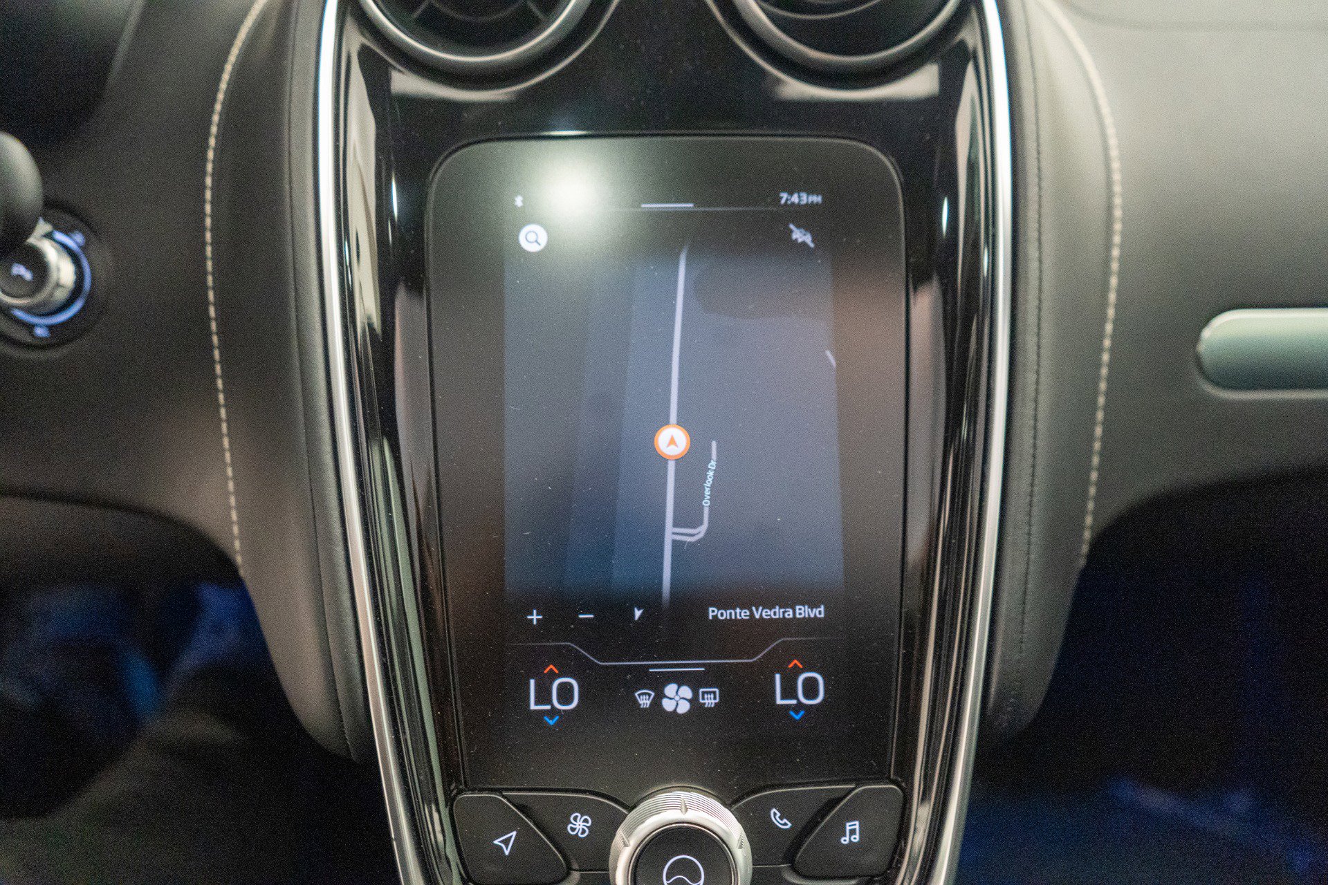 Used 2022 McLaren GT image 17