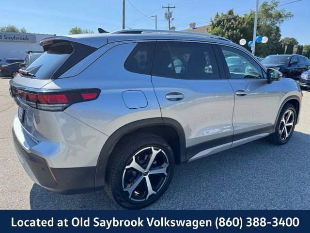 Used 2025 Volkswagen Tiguan SE AWD/4WD image 5