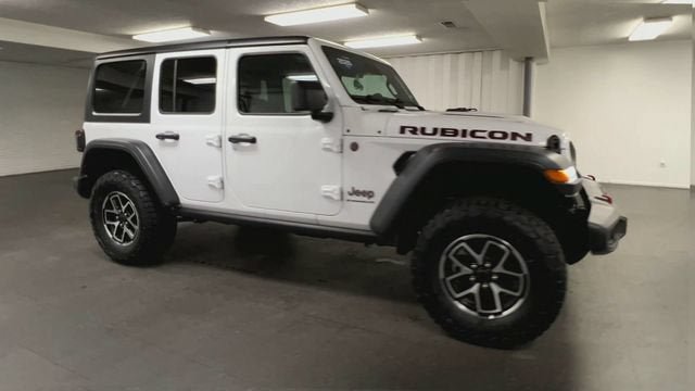 Used 2026 Jeep Wrangler Unlimited Rubicon AWD/4WD image 2