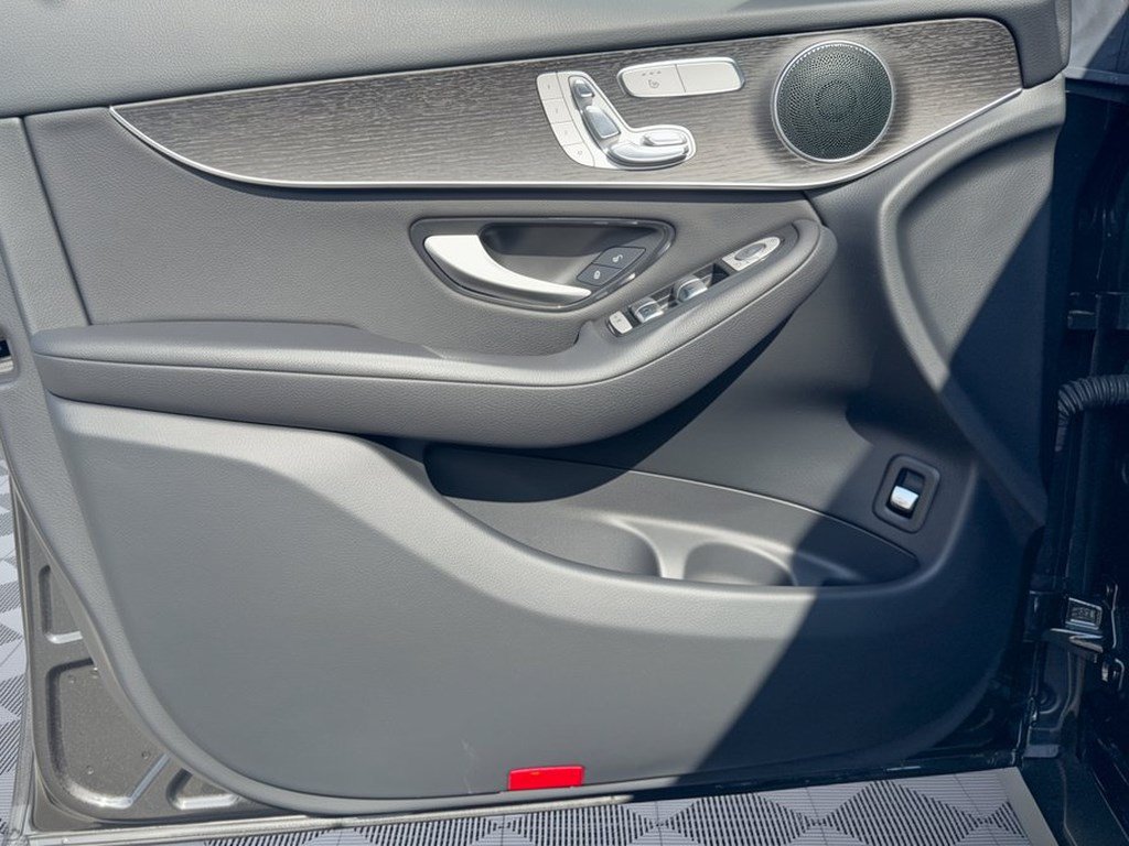 Certified 2022 Mercedes-Benz GLC 300 4MATIC image 14