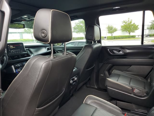 Used 2023 GMC Yukon SLT AWD/4WD image 10