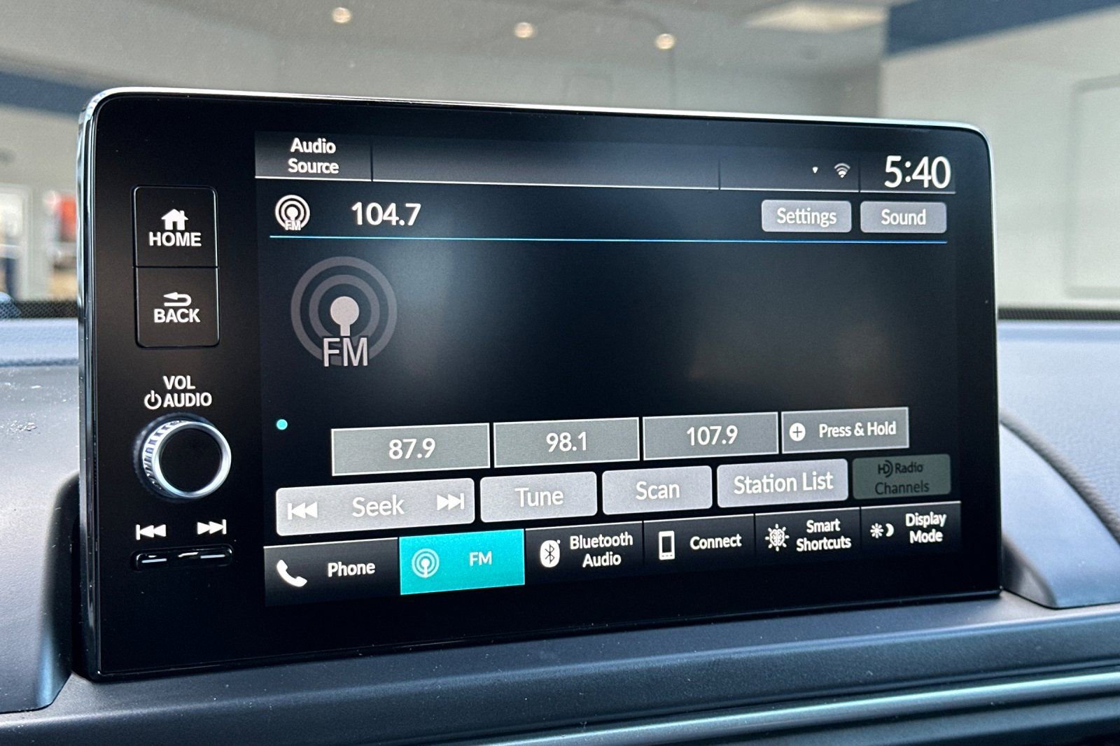 New 2025 Honda Pilot EX-L image 14