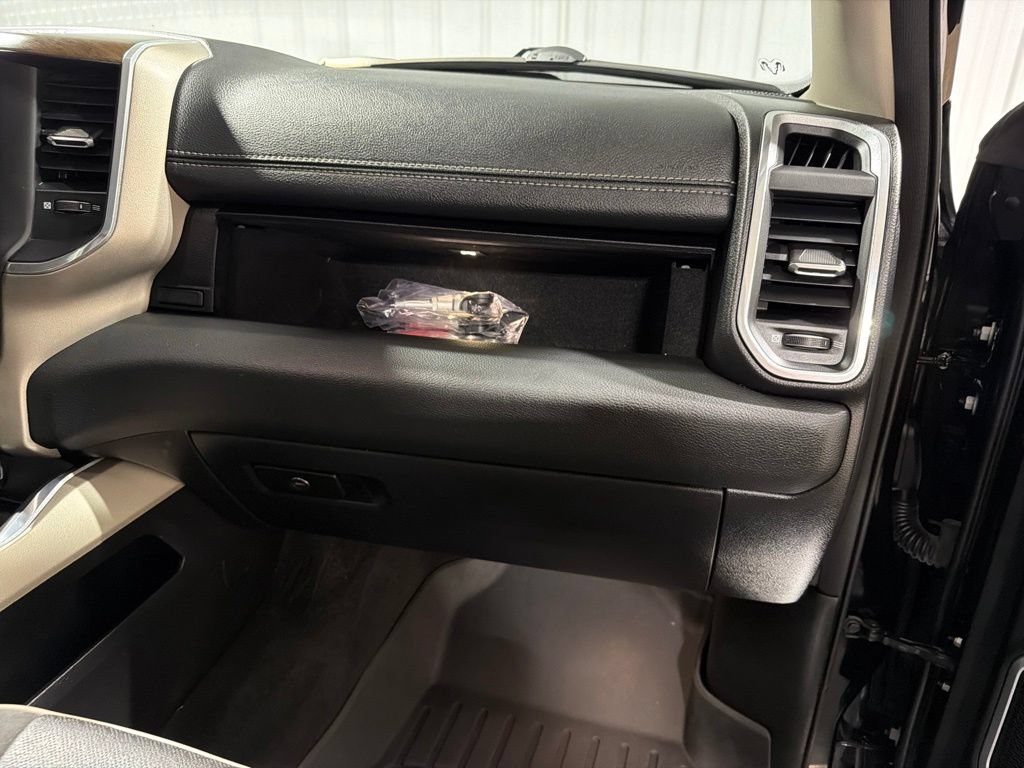 Used 2022 RAM 1500 Laramie AWD/4WD image 24